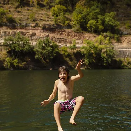 Le Blanc Nocleg ze śniadaniem Versols-et-Lapeyre