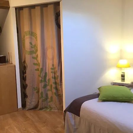 Le Blanc Nocleg ze śniadaniem