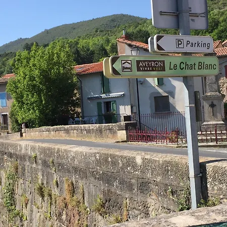 Le Blanc Oda ve Kahvaltı Versols-et-Lapeyre