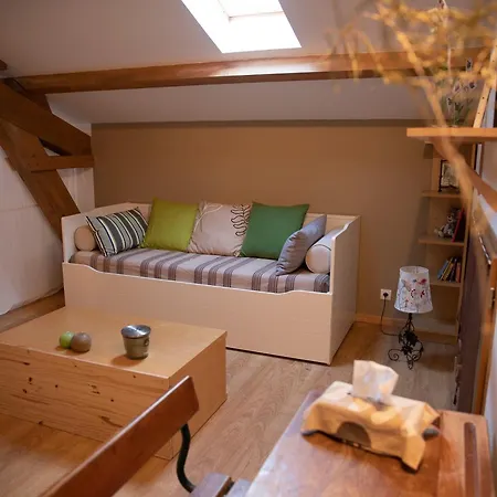 Le Blanc Bed & Breakfast Versols-et-Lapeyre