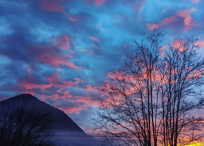 住宿加早餐酒店 Le Blanc Versols-et-Lapeyre