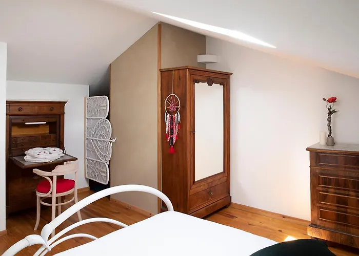 住宿加早餐酒店 Le Blanc Versols-et-Lapeyre